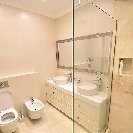 Seaside Luxury Apartament Apartment