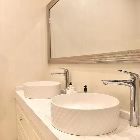 Apartment Seaside Luxury Apartament Constanta